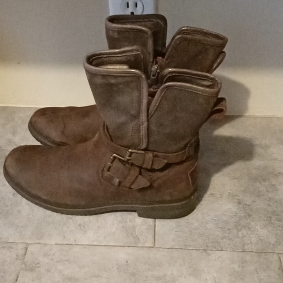 UGG boots size 7.5 women - Picture 3 of 7